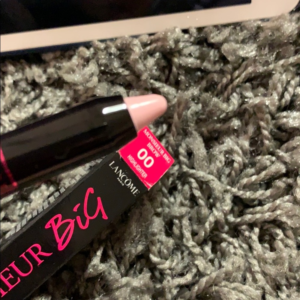 New - Picture 3 of 3